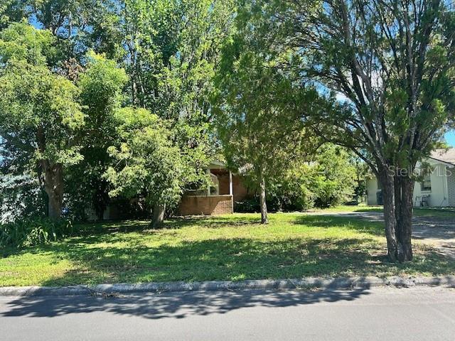 Image 18 of 18 For 549 Young Place