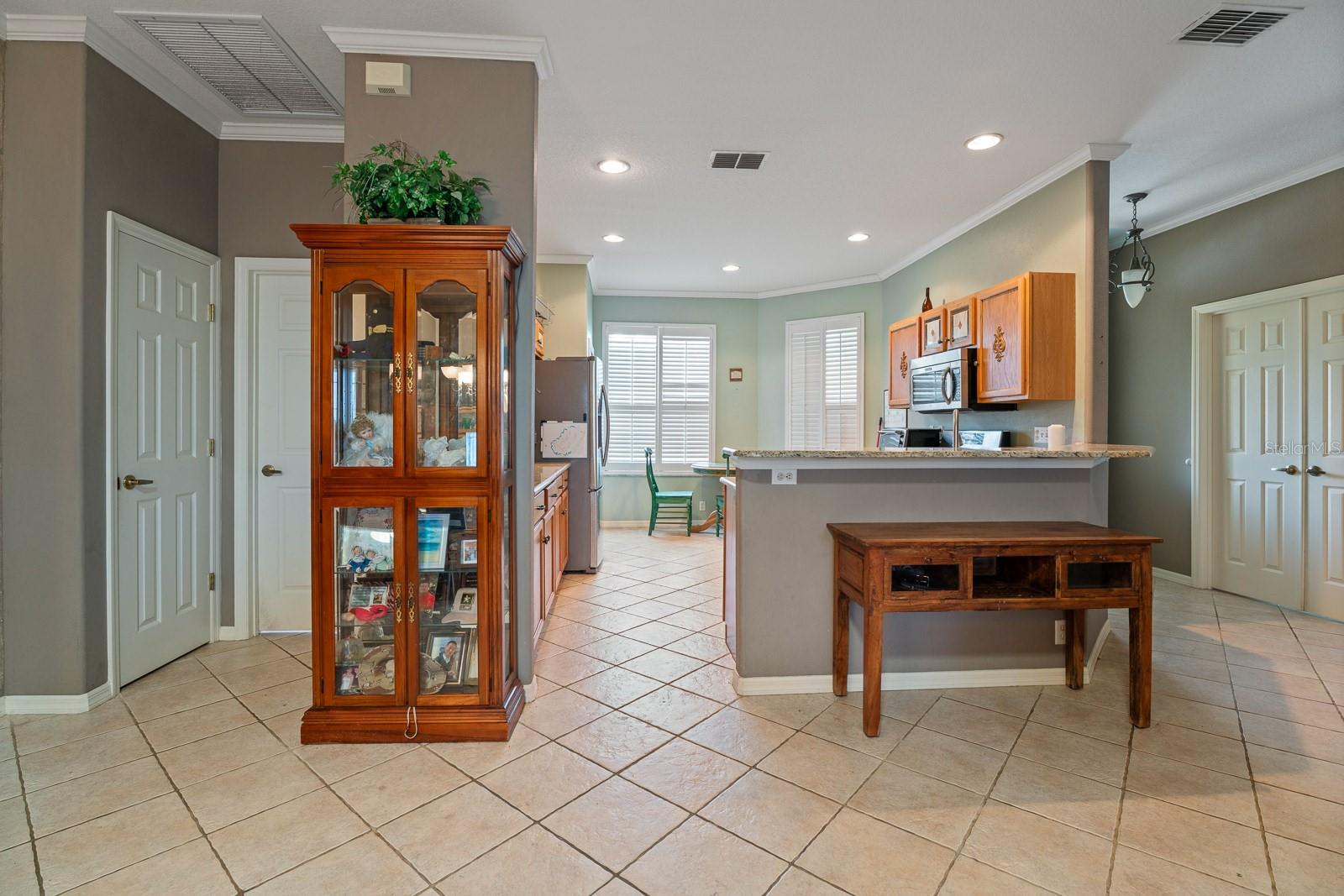Image 20 of 37 For 3213 Bellflower Way