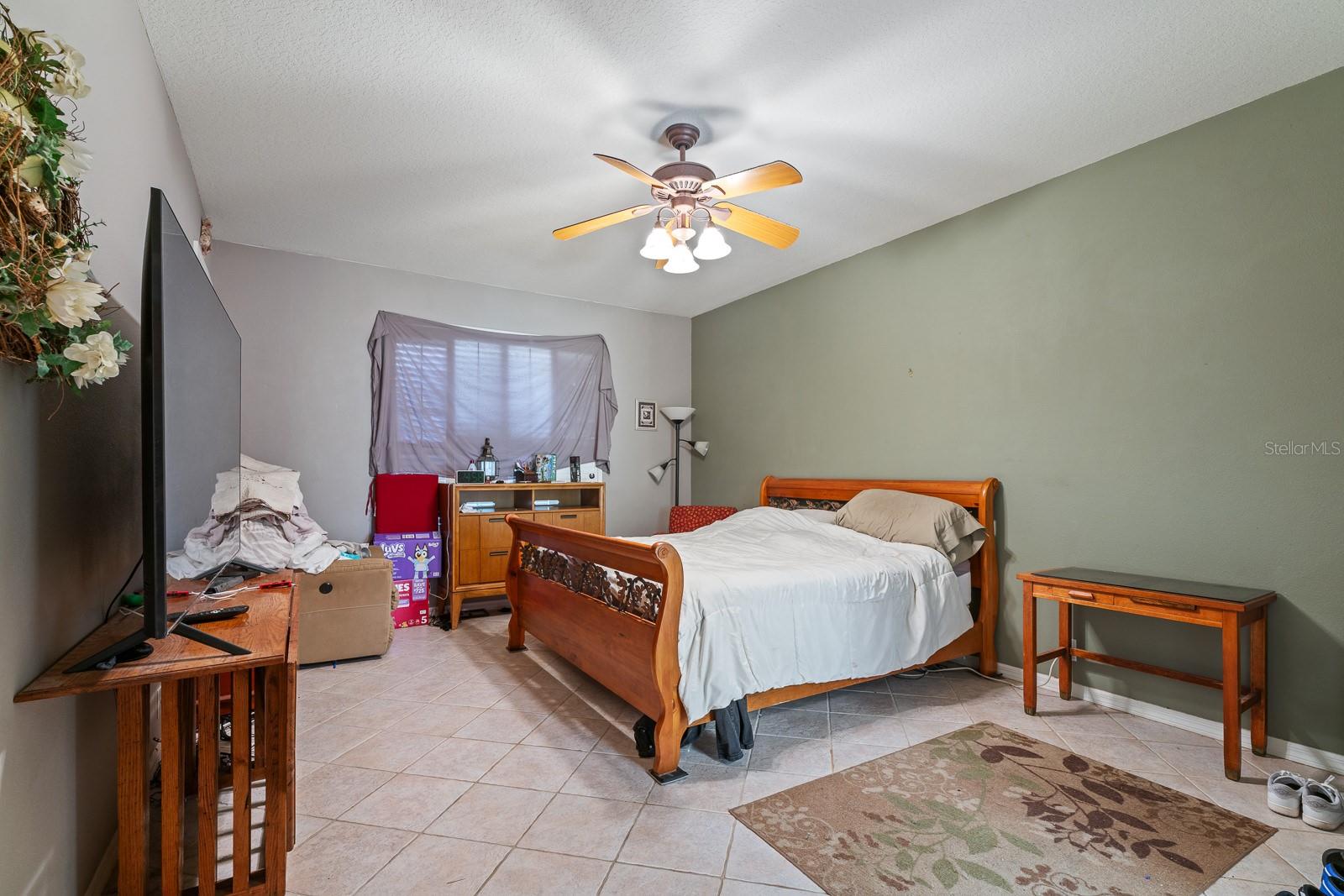 Image 25 of 37 For 3213 Bellflower Way