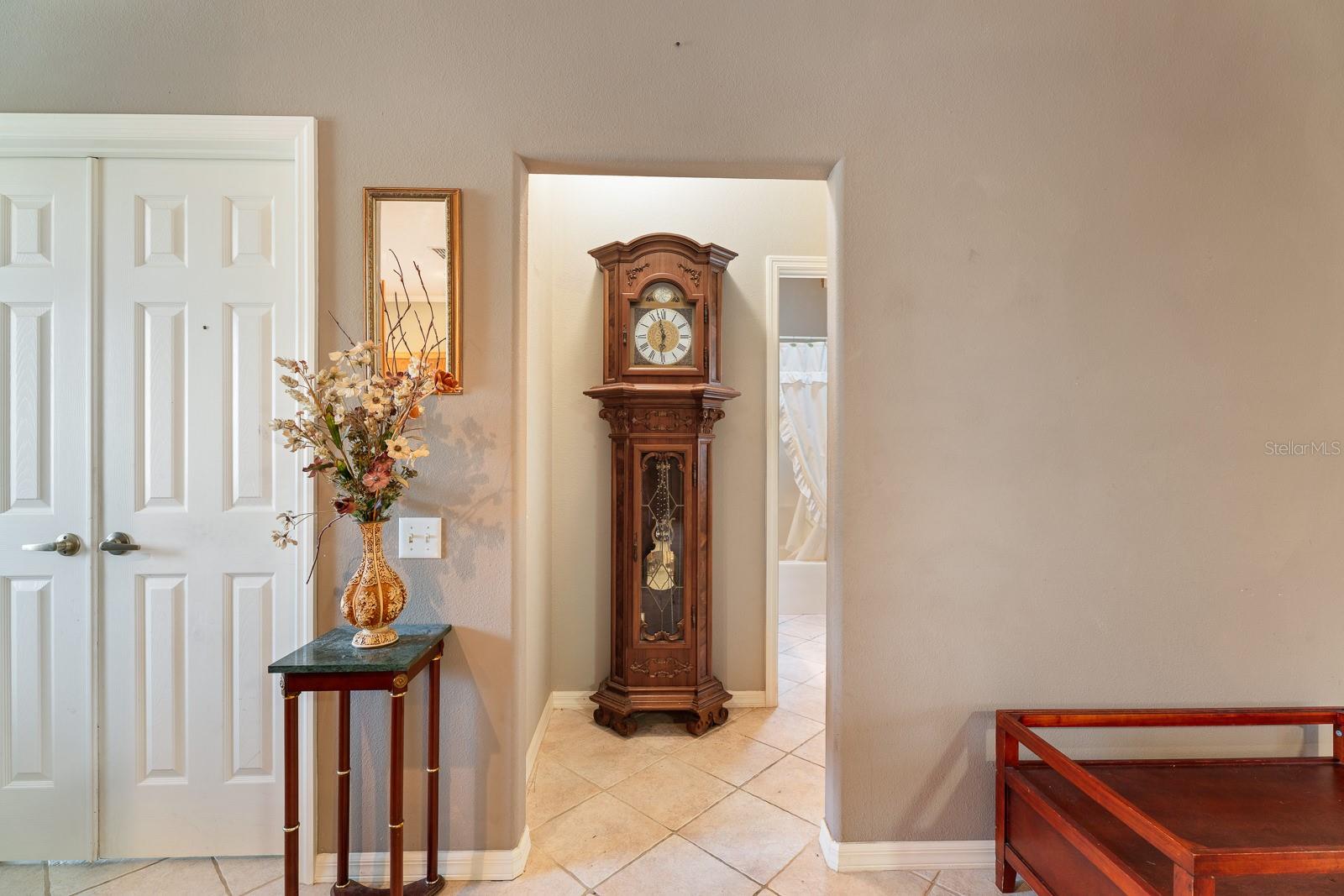 Image 9 of 37 For 3213 Bellflower Way