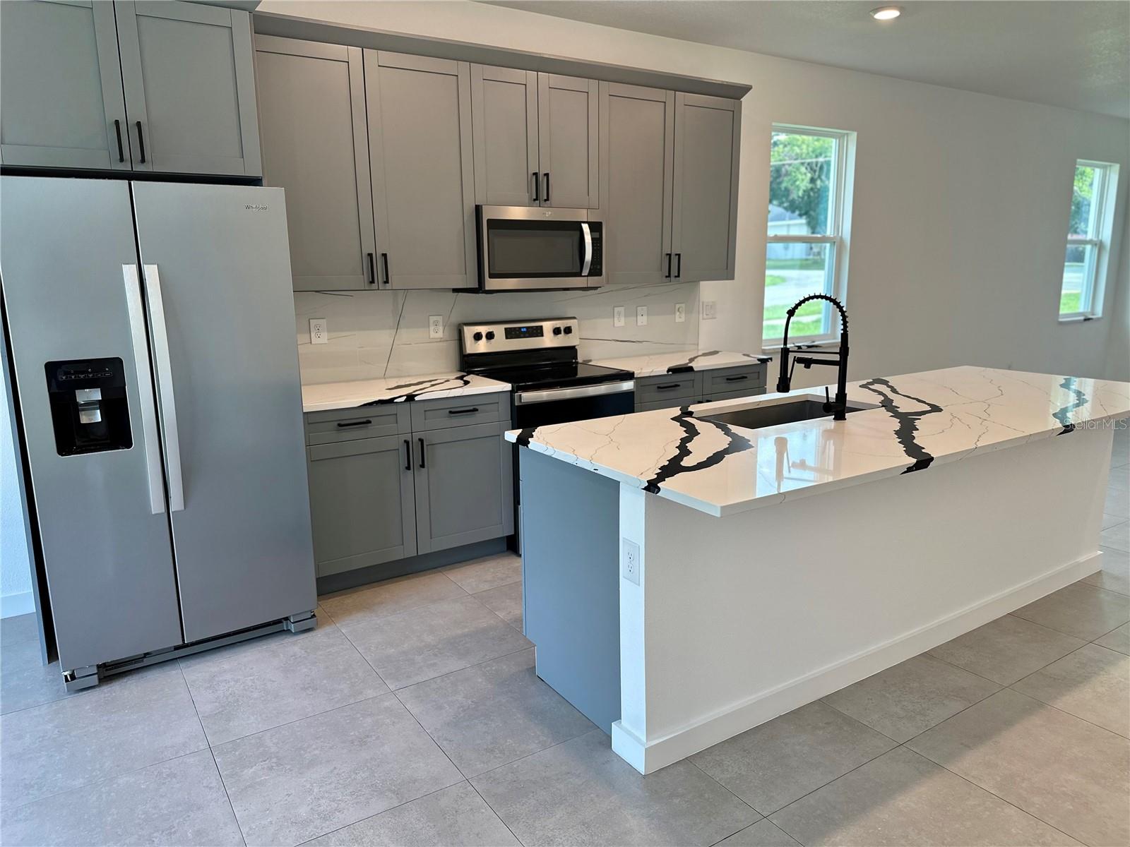 Image 6 of 16 For 5520 10th Street Se