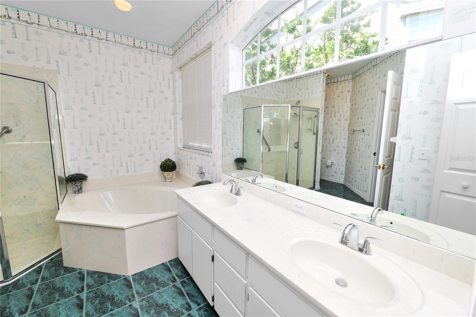 Image 18 of 32 For 3110 Stonewater Drive 122