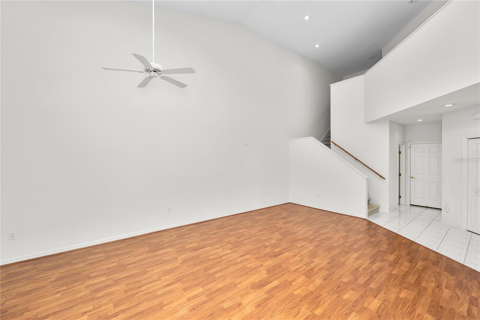 Image 25 of 32 For 3110 Stonewater Drive 122