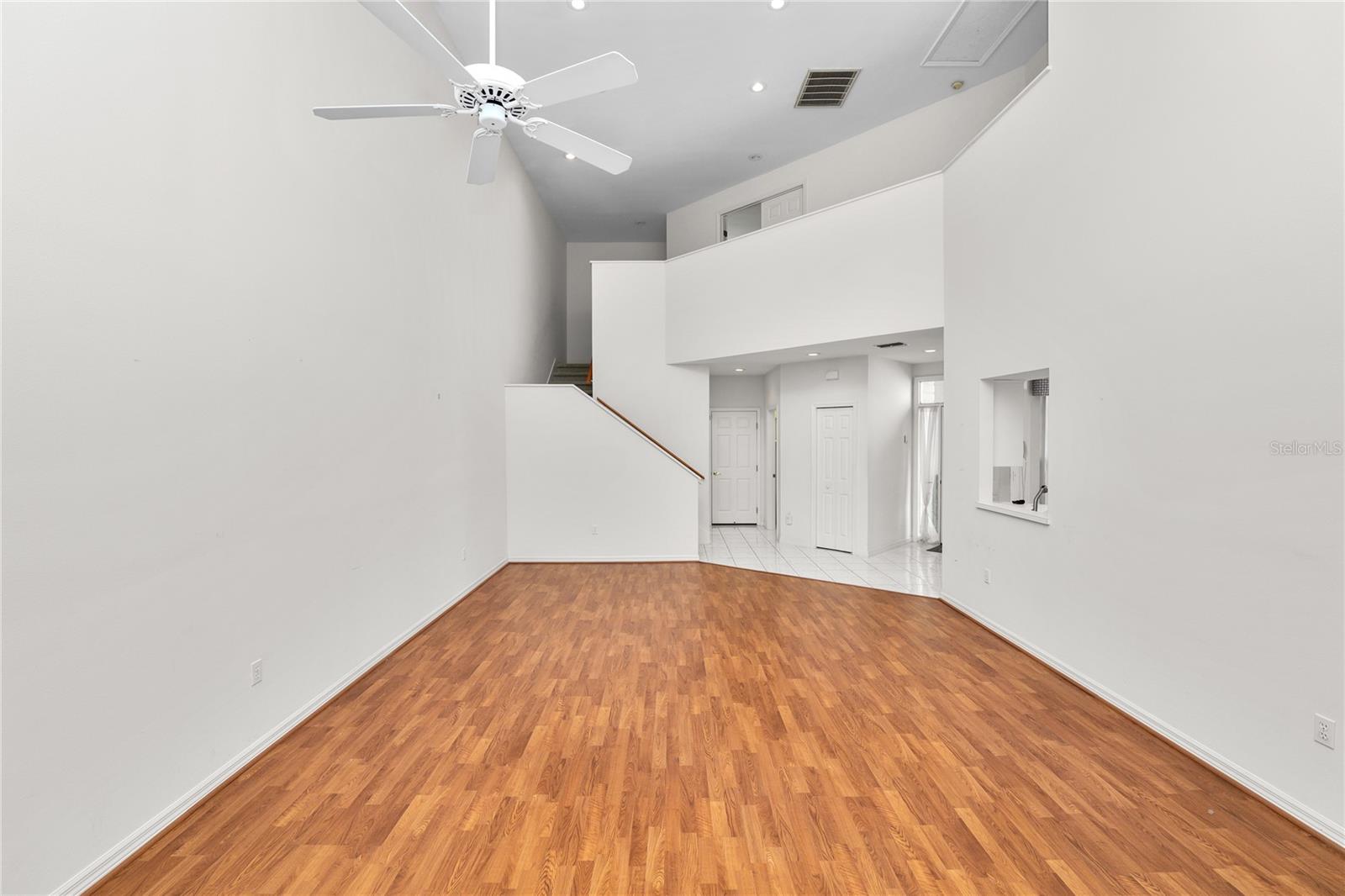 Image 26 of 32 For 3110 Stonewater Drive 122