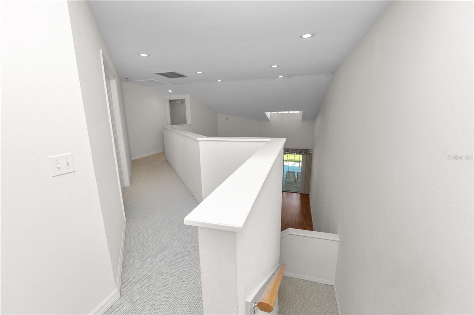 Image 30 of 32 For 3110 Stonewater Drive 122