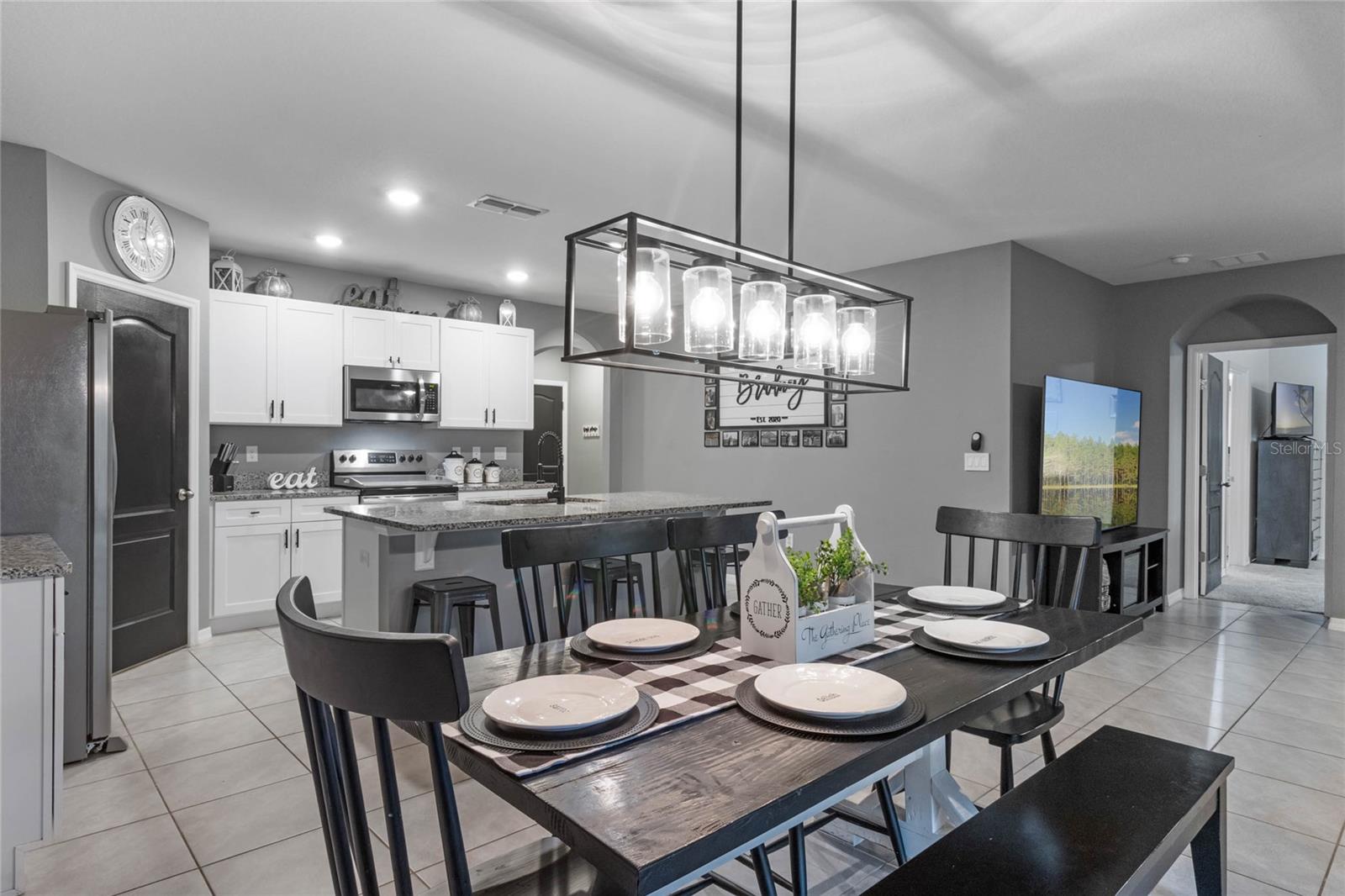 Image 12 of 49 For 228 St Thomas Drive