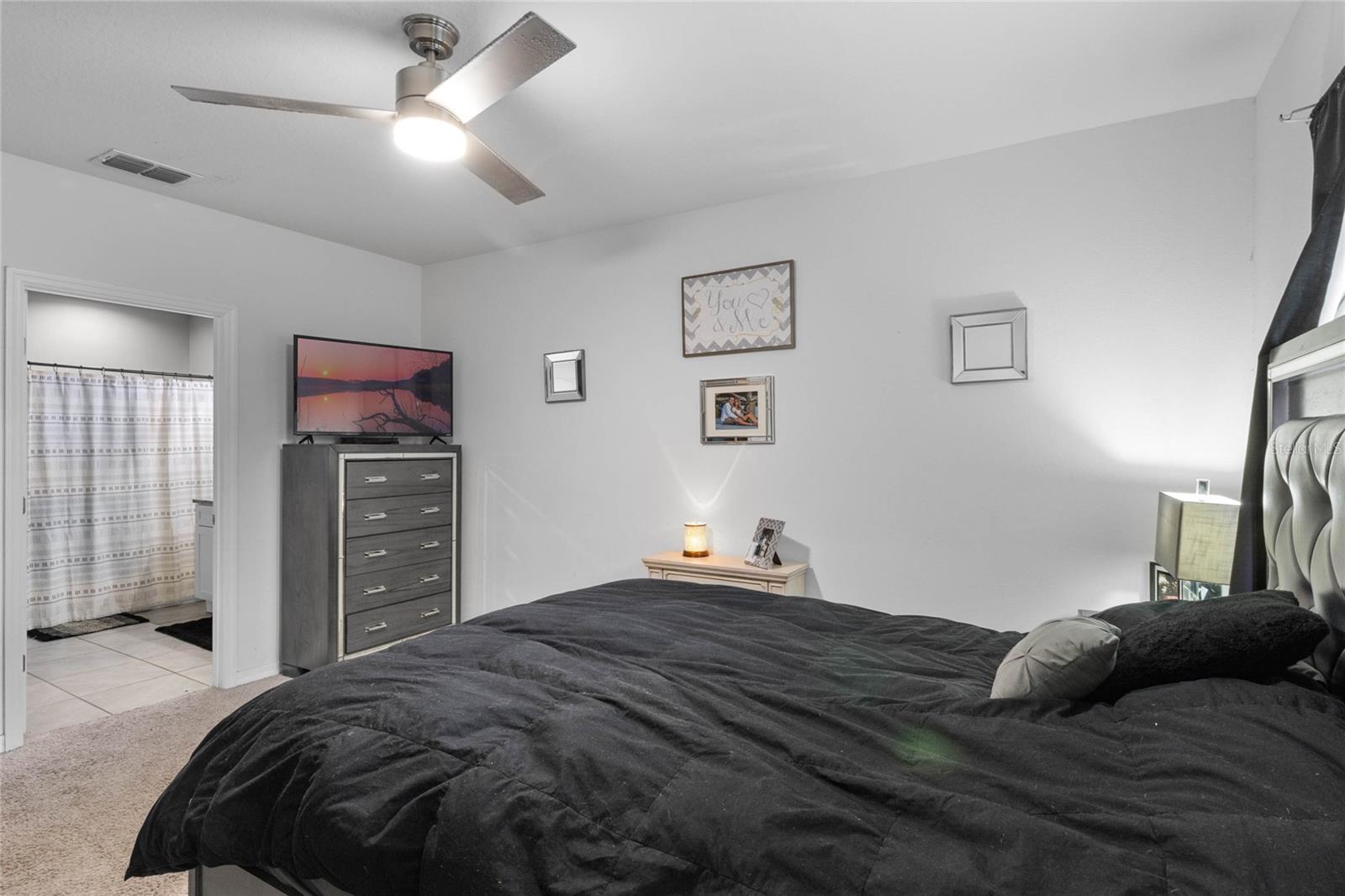 Image 17 of 49 For 228 St Thomas Drive