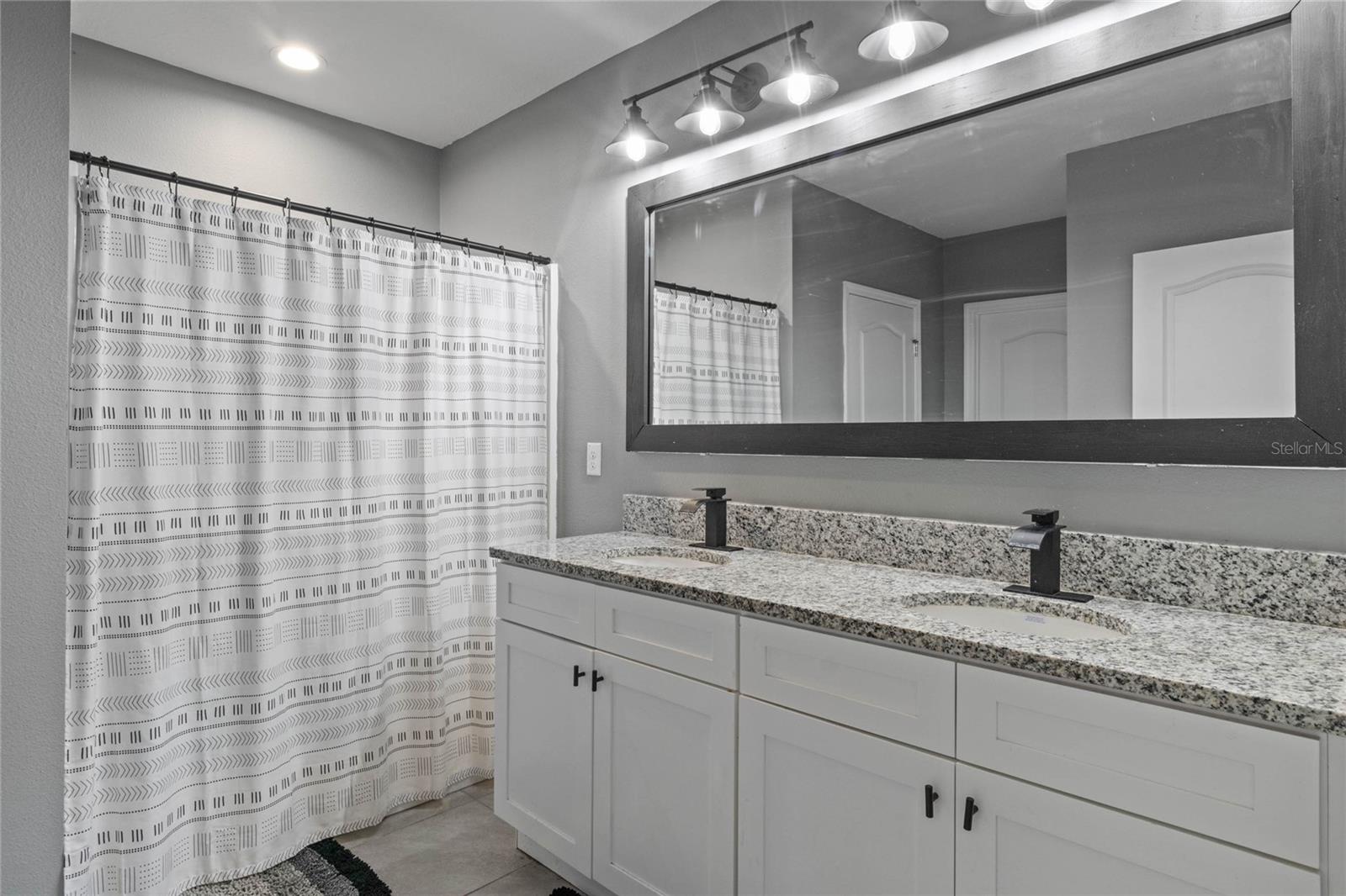 Image 19 of 49 For 228 St Thomas Drive