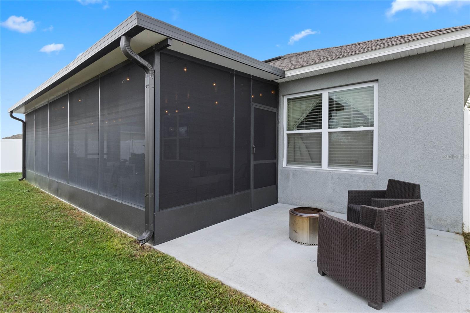 Image 33 of 49 For 228 St Thomas Drive