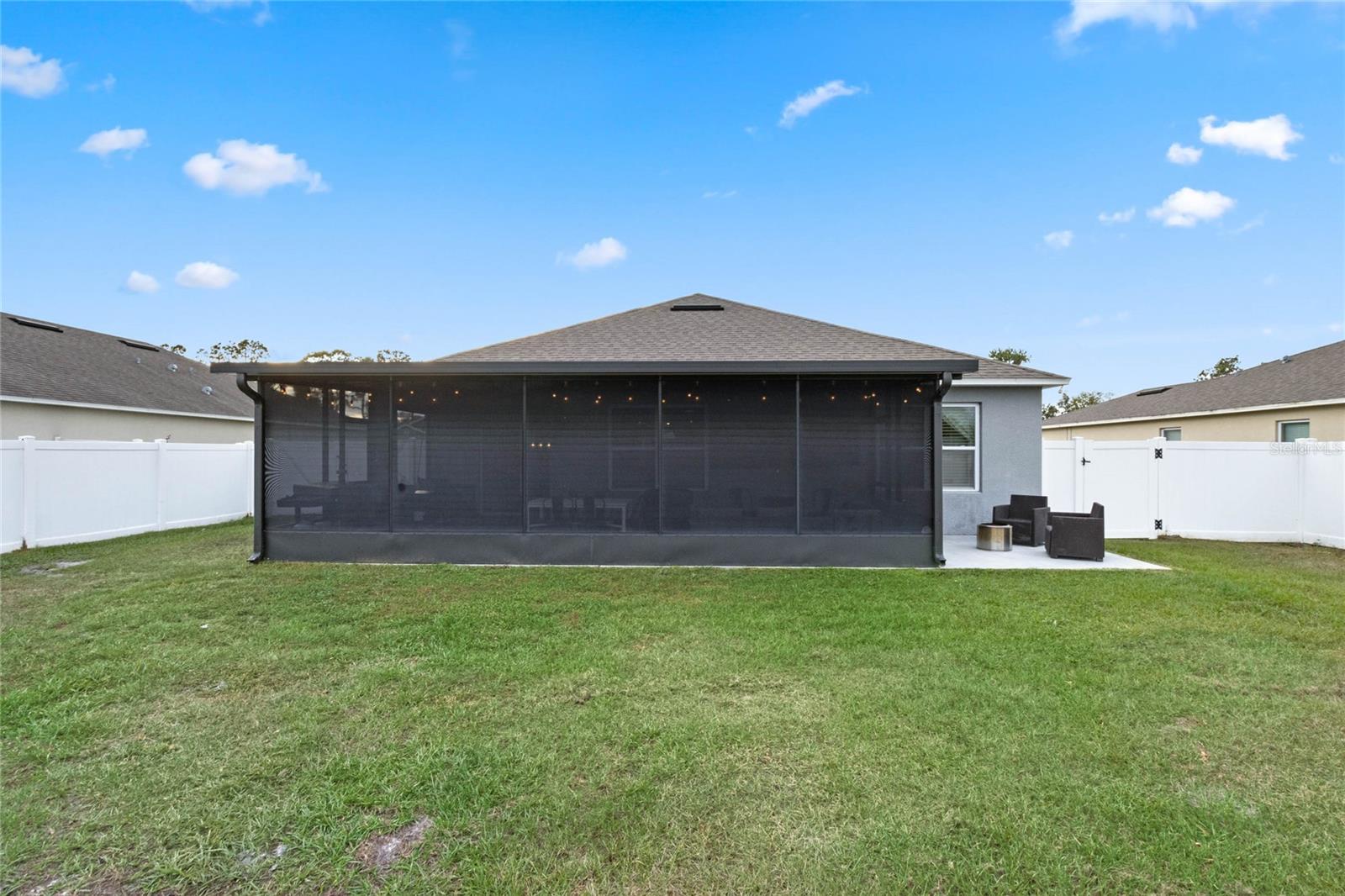 Image 34 of 49 For 228 St Thomas Drive