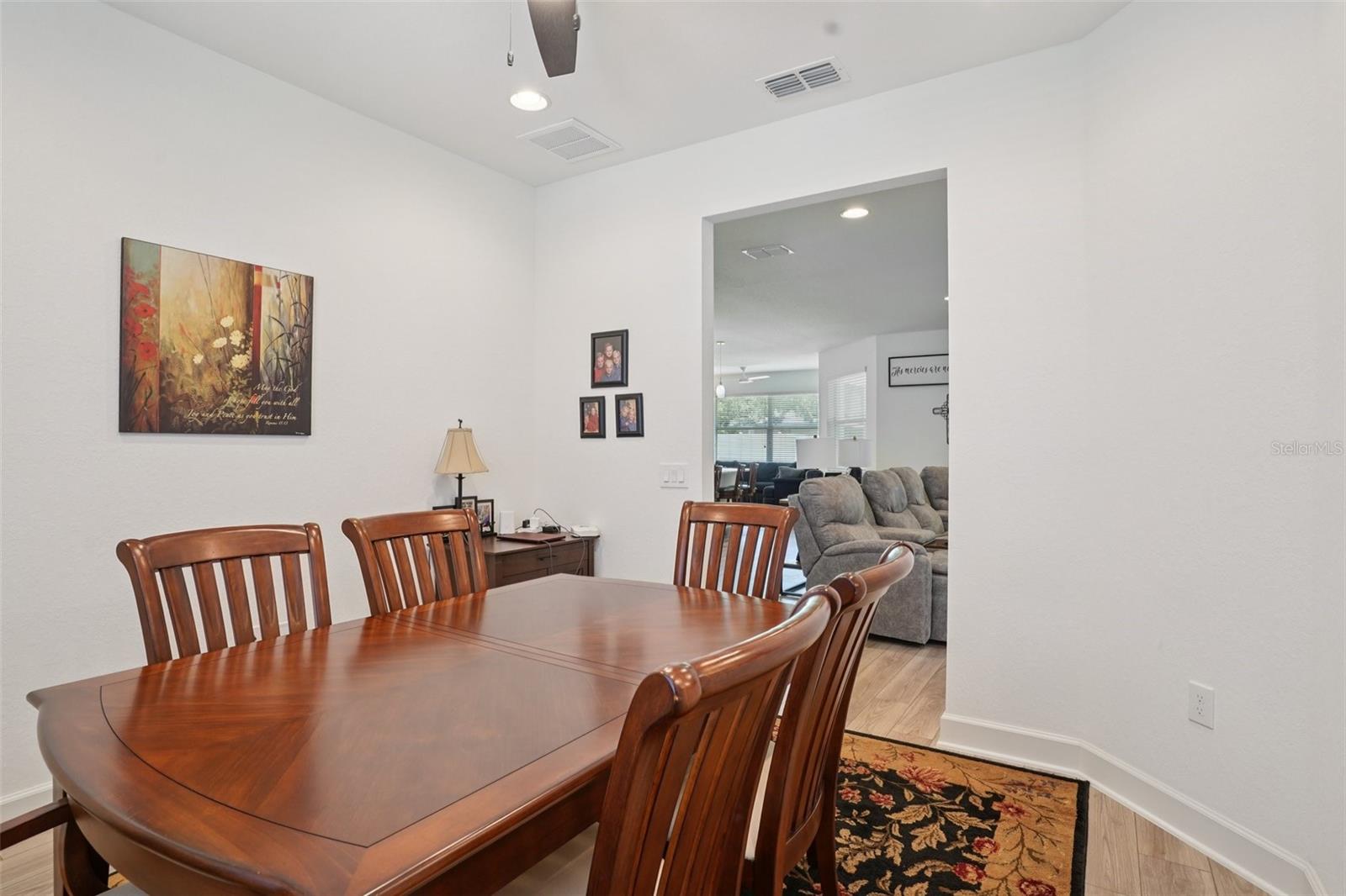 Image 10 of 59 For 1047 Woodland Oaks Drive