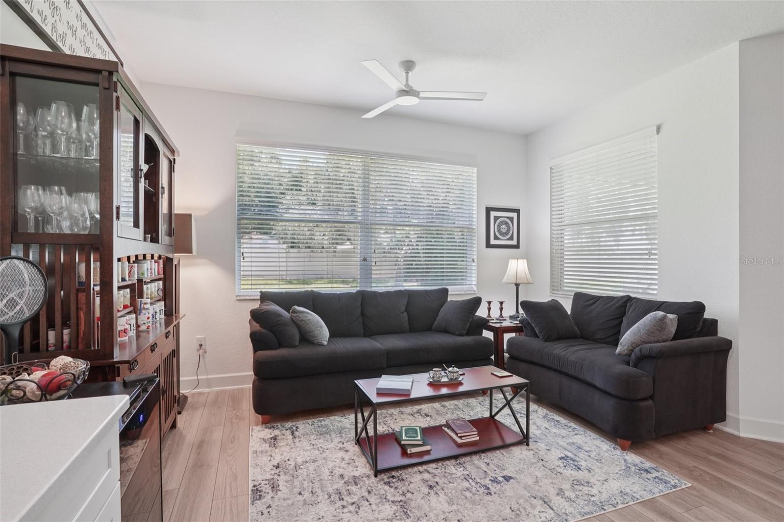 Image 17 of 59 For 1047 Woodland Oaks Drive