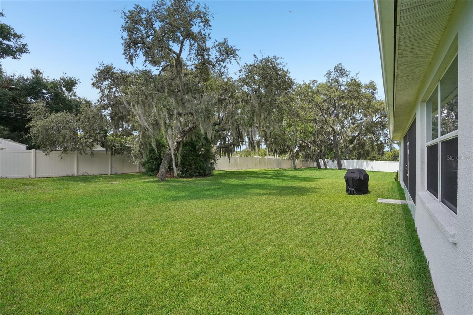 Image 41 of 59 For 1047 Woodland Oaks Drive