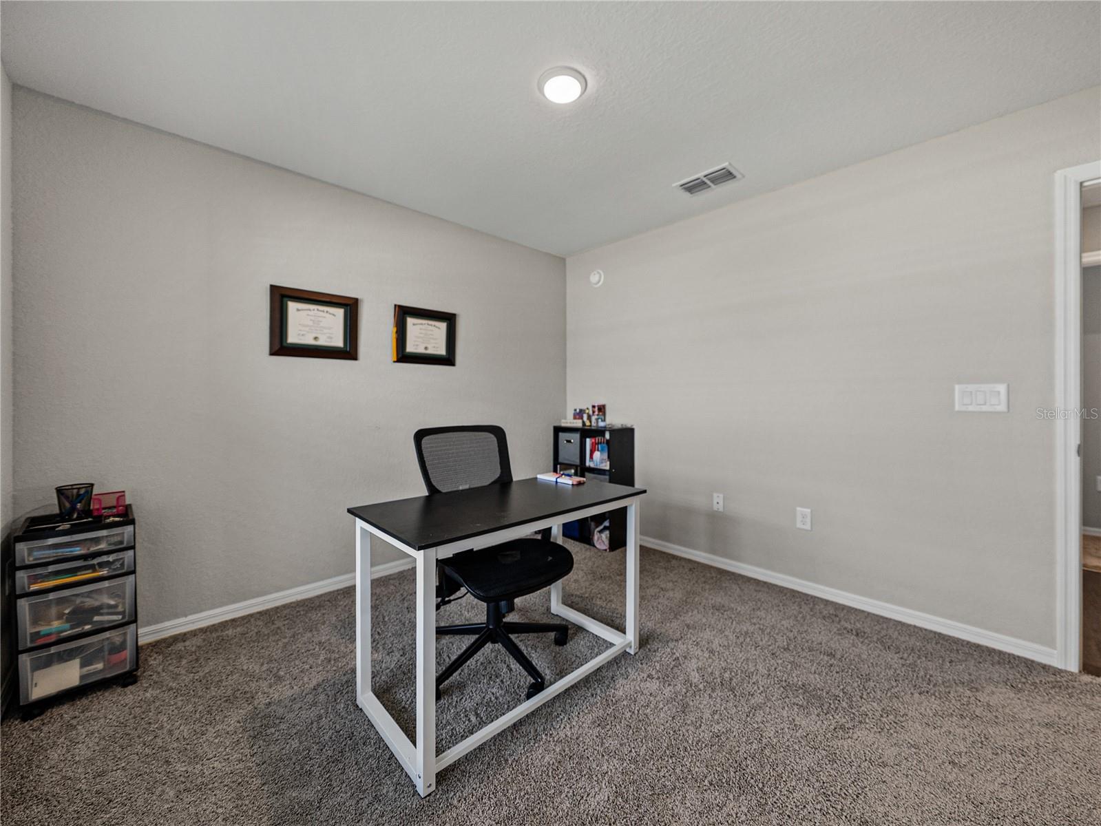 Image 27 of 55 For 721 Daphne Drive