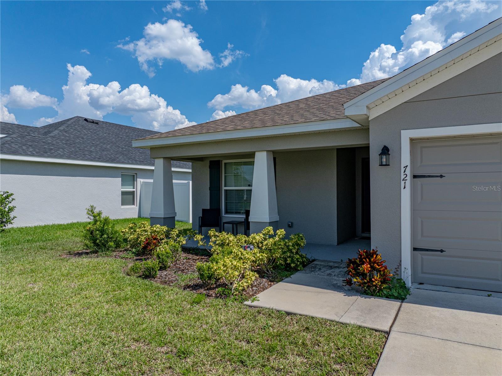 Image 4 of 55 For 721 Daphne Drive