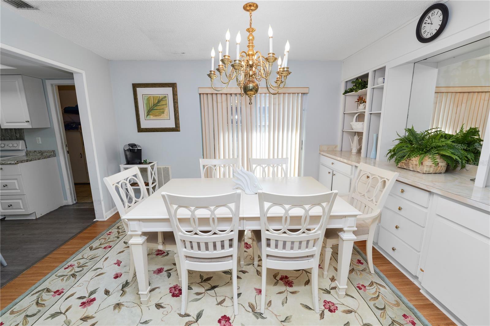 Image 13 of 46 For 522 Villa Vista Boulevard