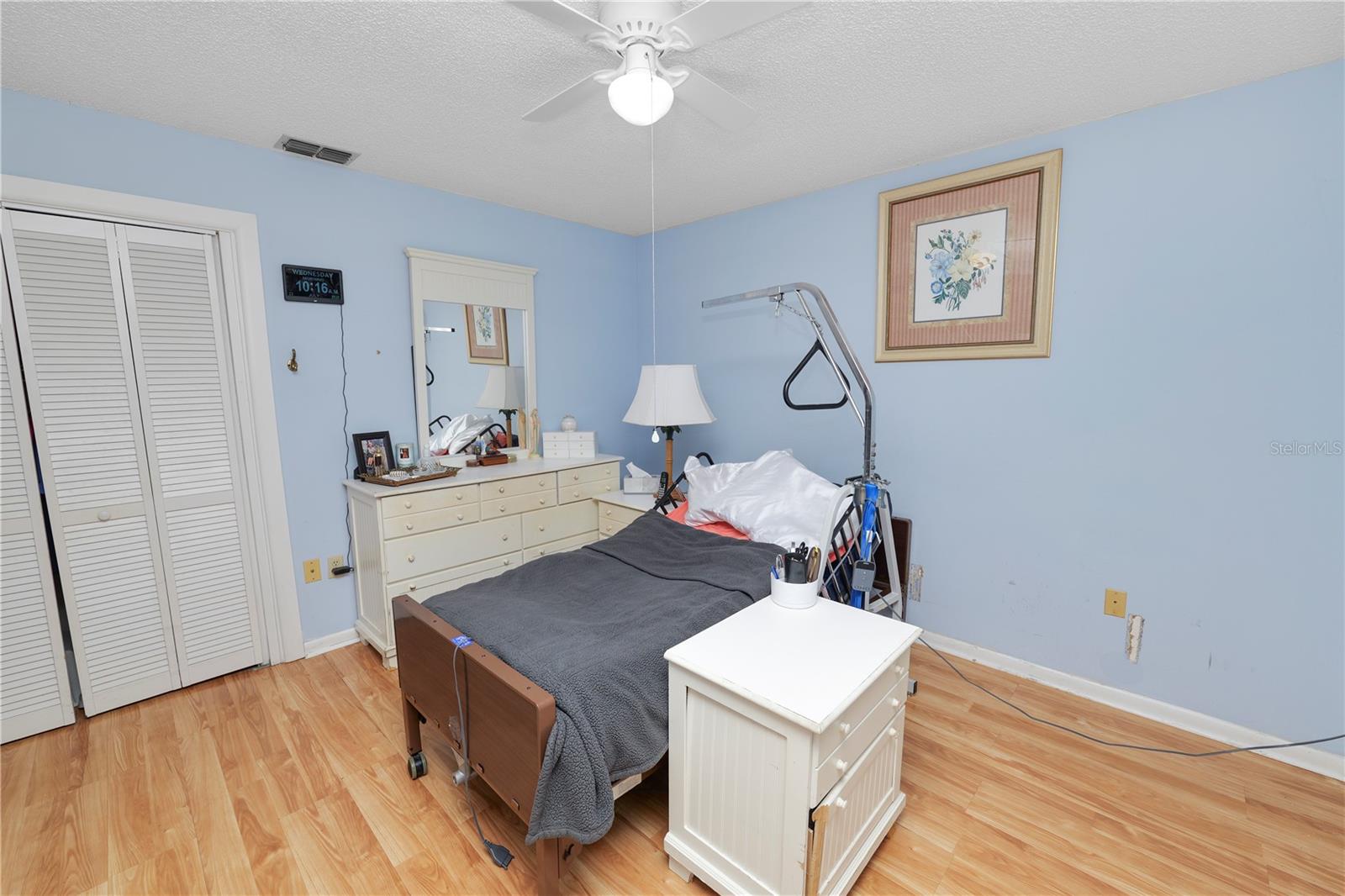 Image 22 of 46 For 522 Villa Vista Boulevard