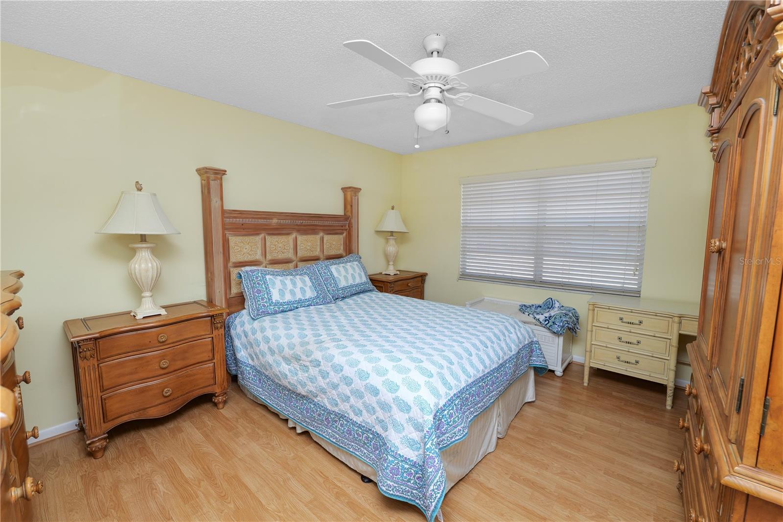 Image 25 of 46 For 522 Villa Vista Boulevard