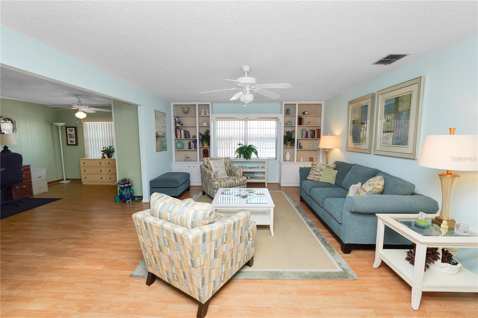 Image 4 of 46 For 522 Villa Vista Boulevard