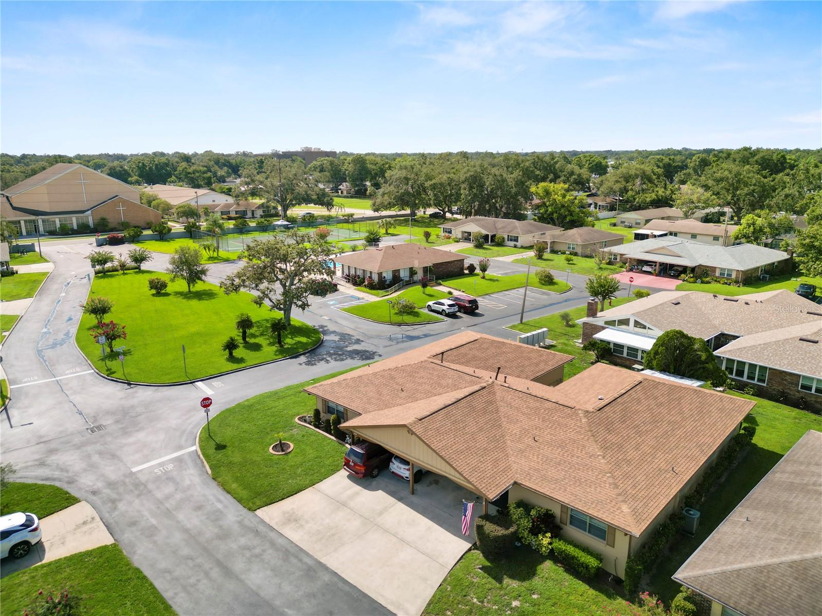 Image 43 of 46 For 522 Villa Vista Boulevard