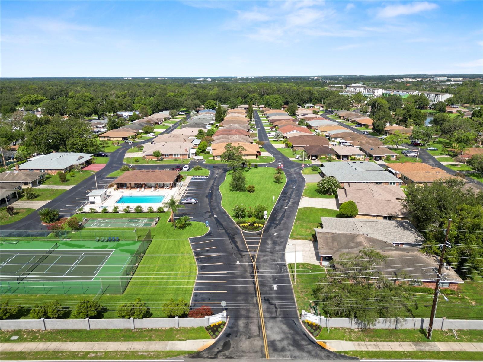 Image 45 of 46 For 522 Villa Vista Boulevard