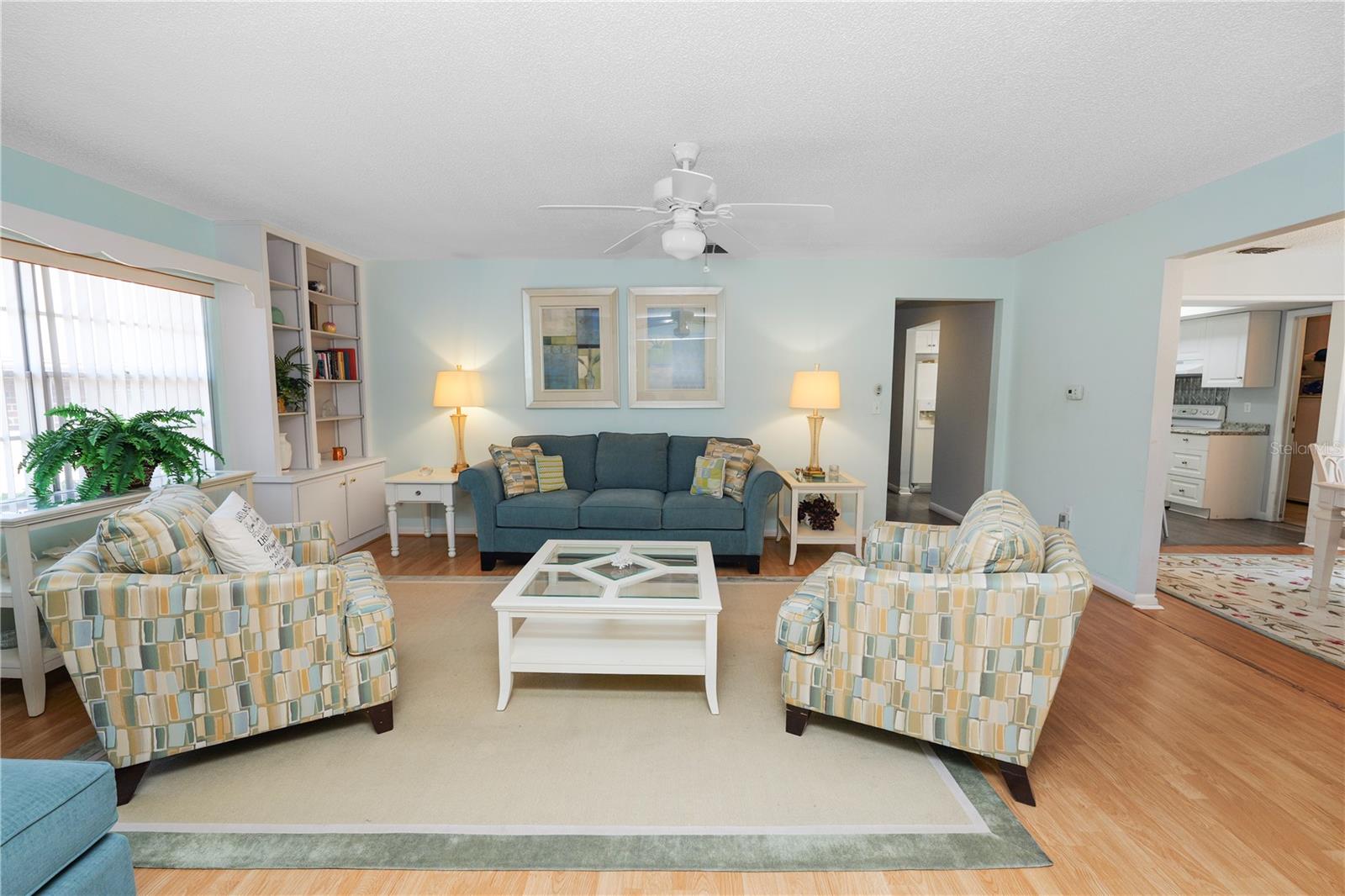 Image 5 of 46 For 522 Villa Vista Boulevard
