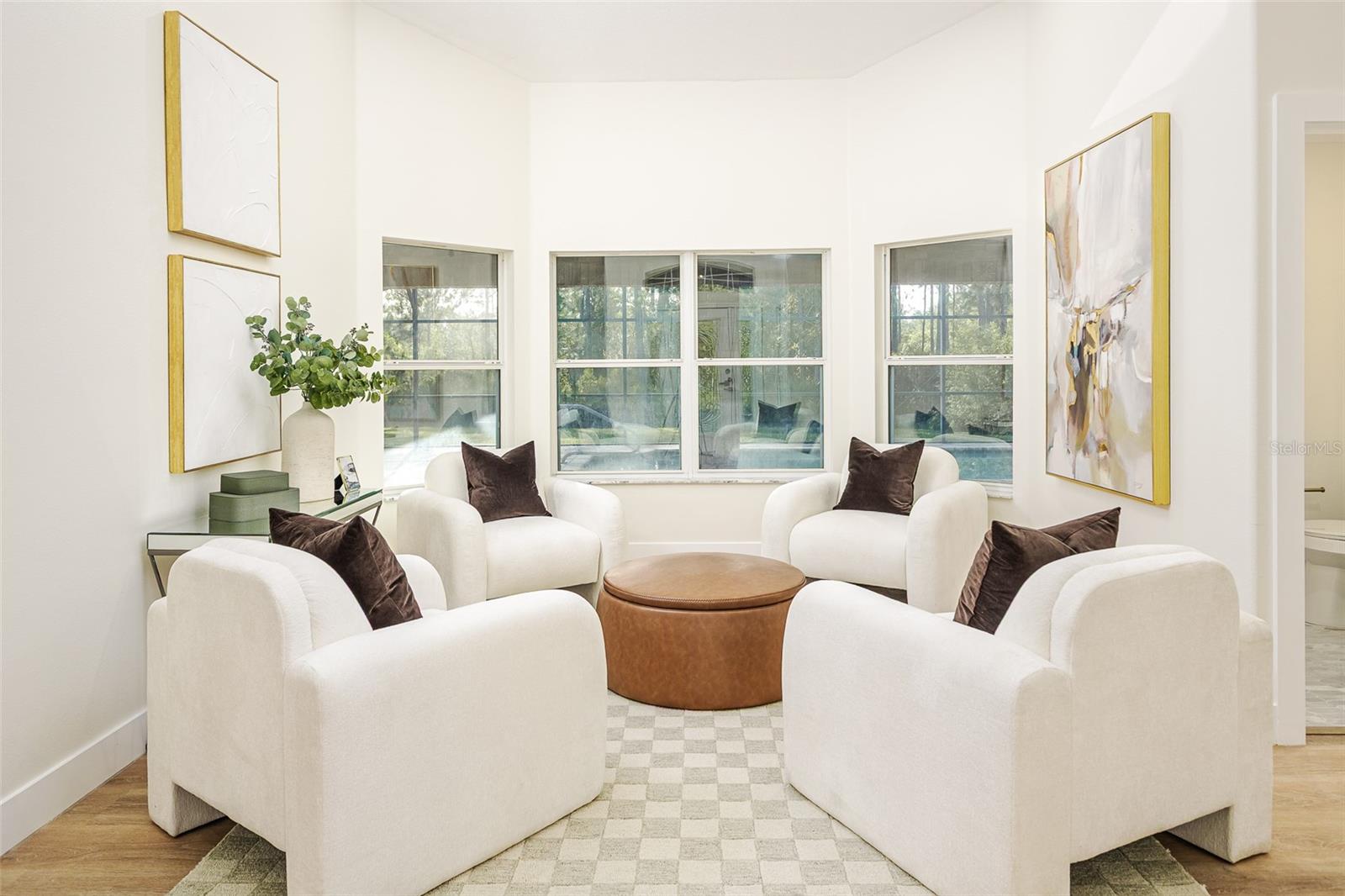 Image 11 of 70 For 2666 Winnemissett Oaks Drive