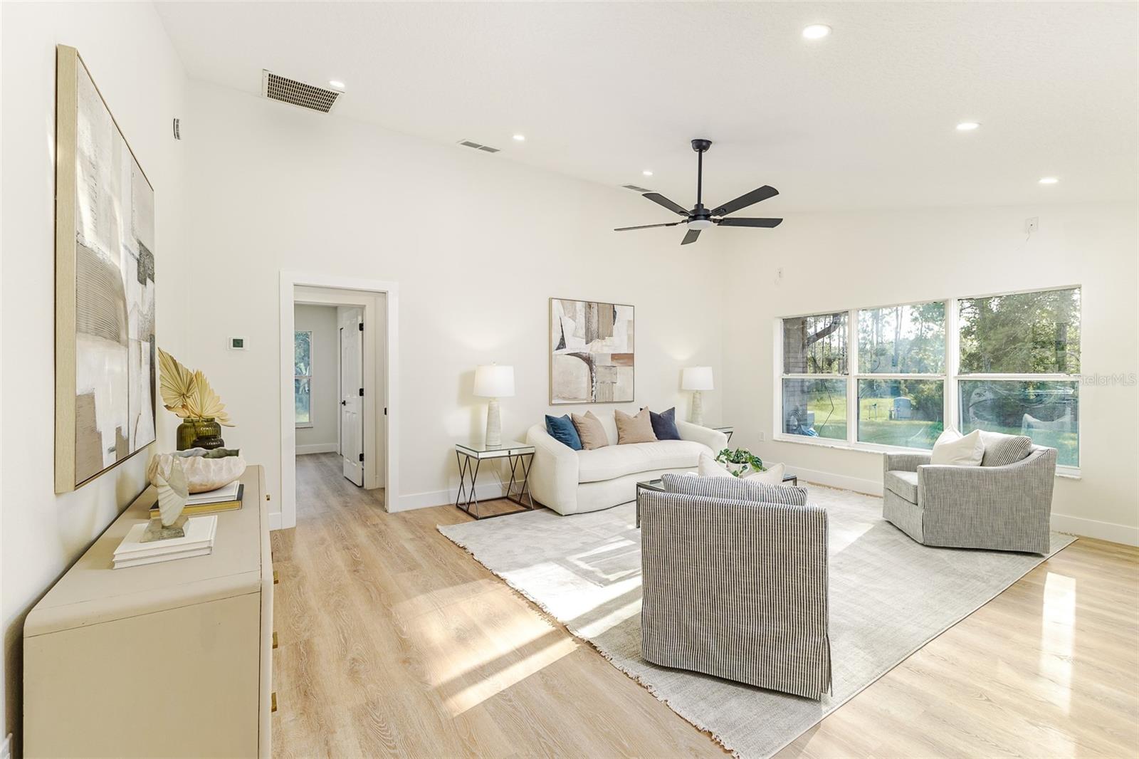 Image 31 of 70 For 2666 Winnemissett Oaks Drive