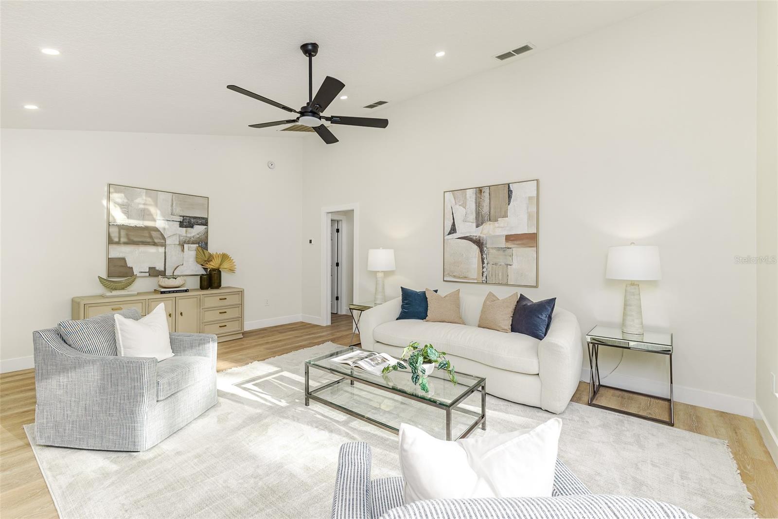 Image 32 of 70 For 2666 Winnemissett Oaks Drive