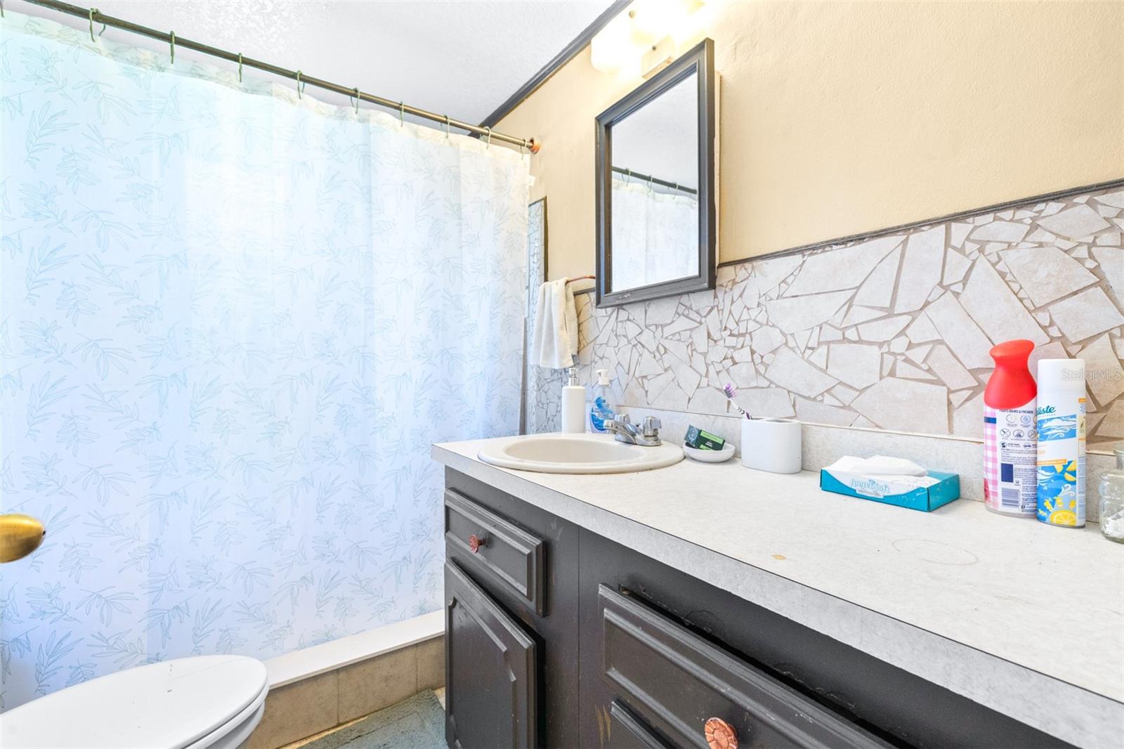 Image 14 of 32 For 1331 33rd St Nw