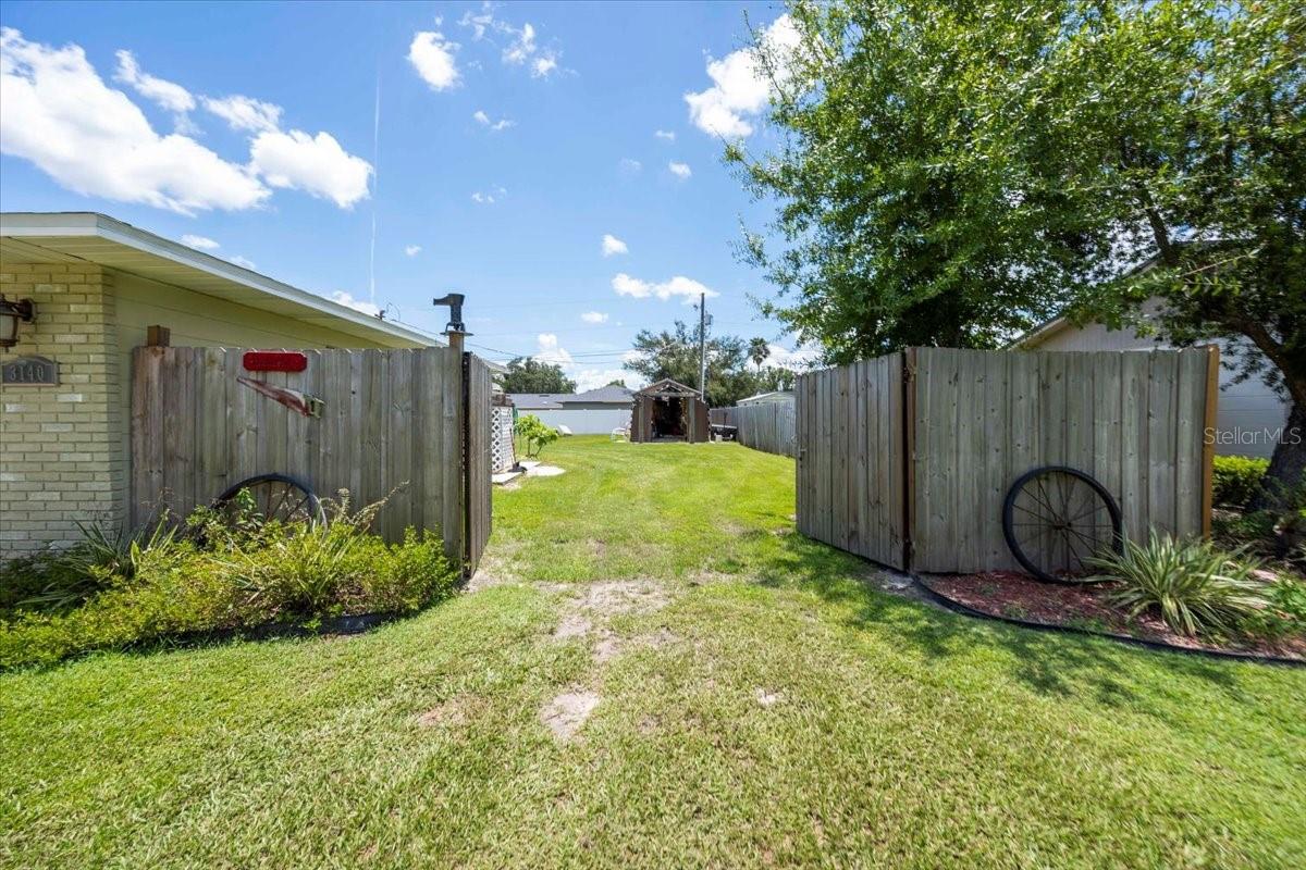 Image 4 of 44 For 3140 Peacock Lane