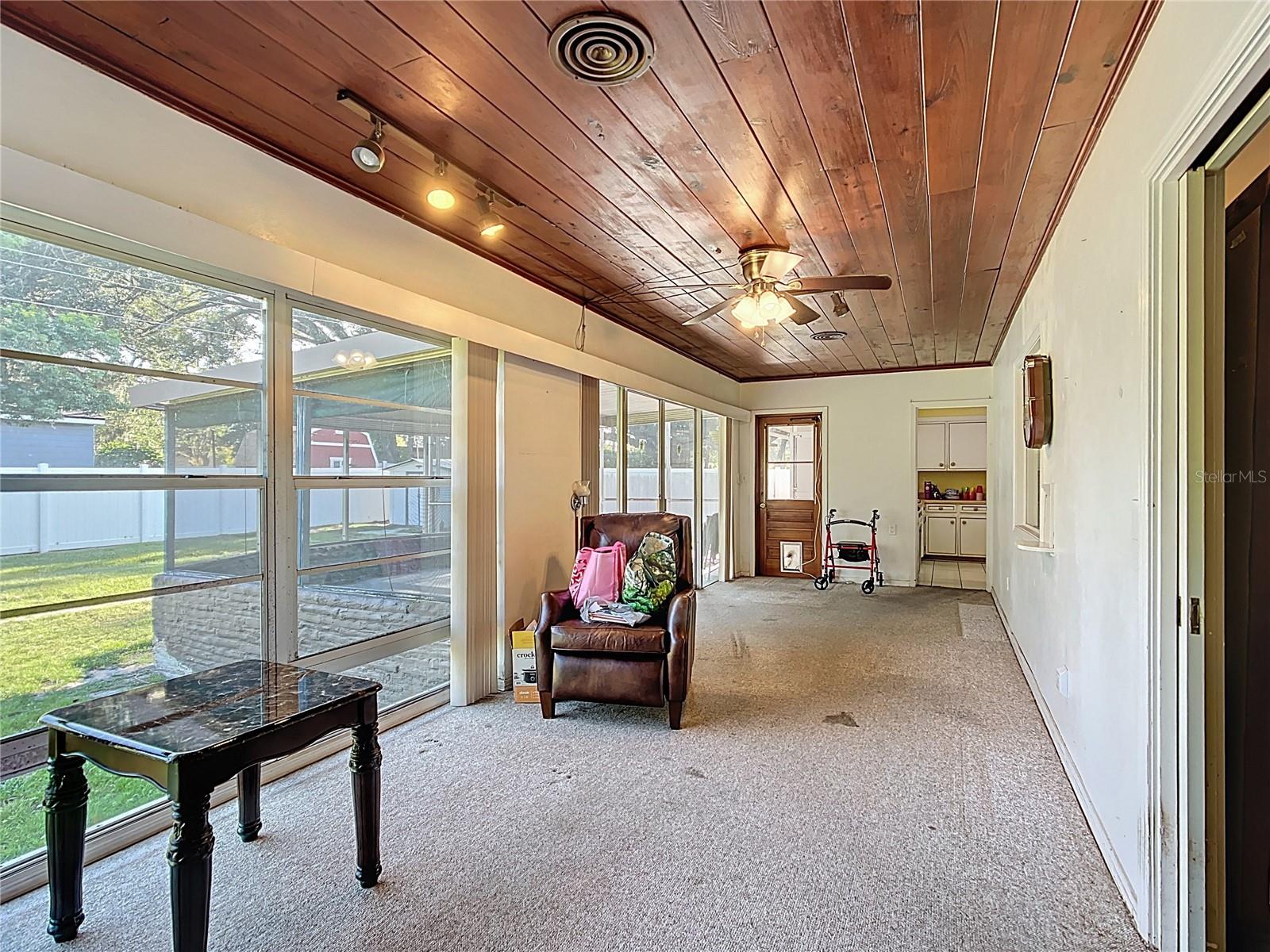 Image 14 of 30 For 539 Beacon Road