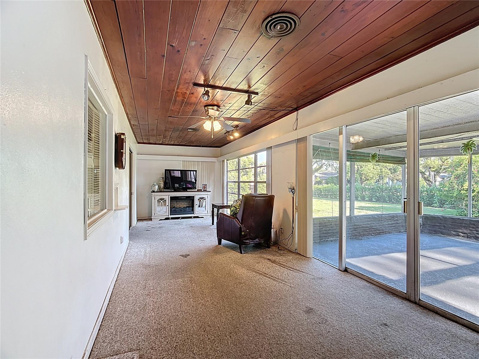 Image 15 of 30 For 539 Beacon Road
