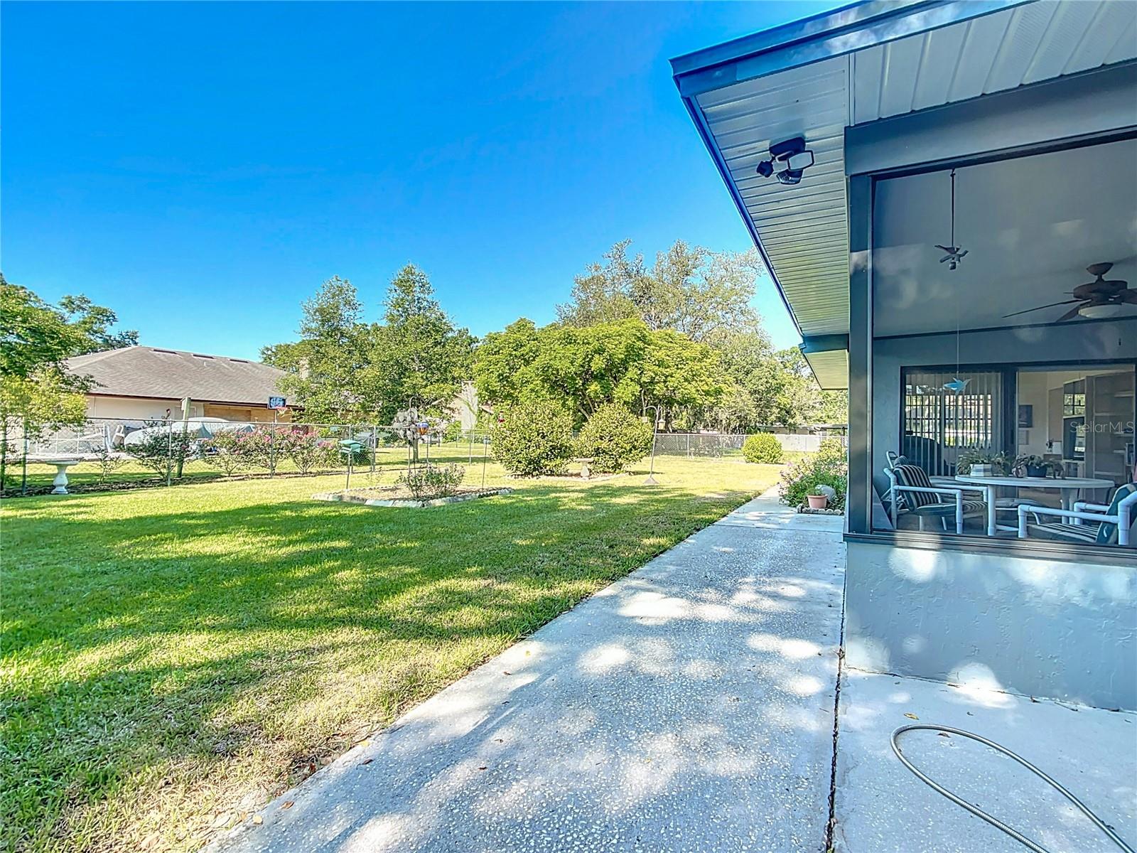 Image 33 of 38 For 1405 Ridgegreen Loop N