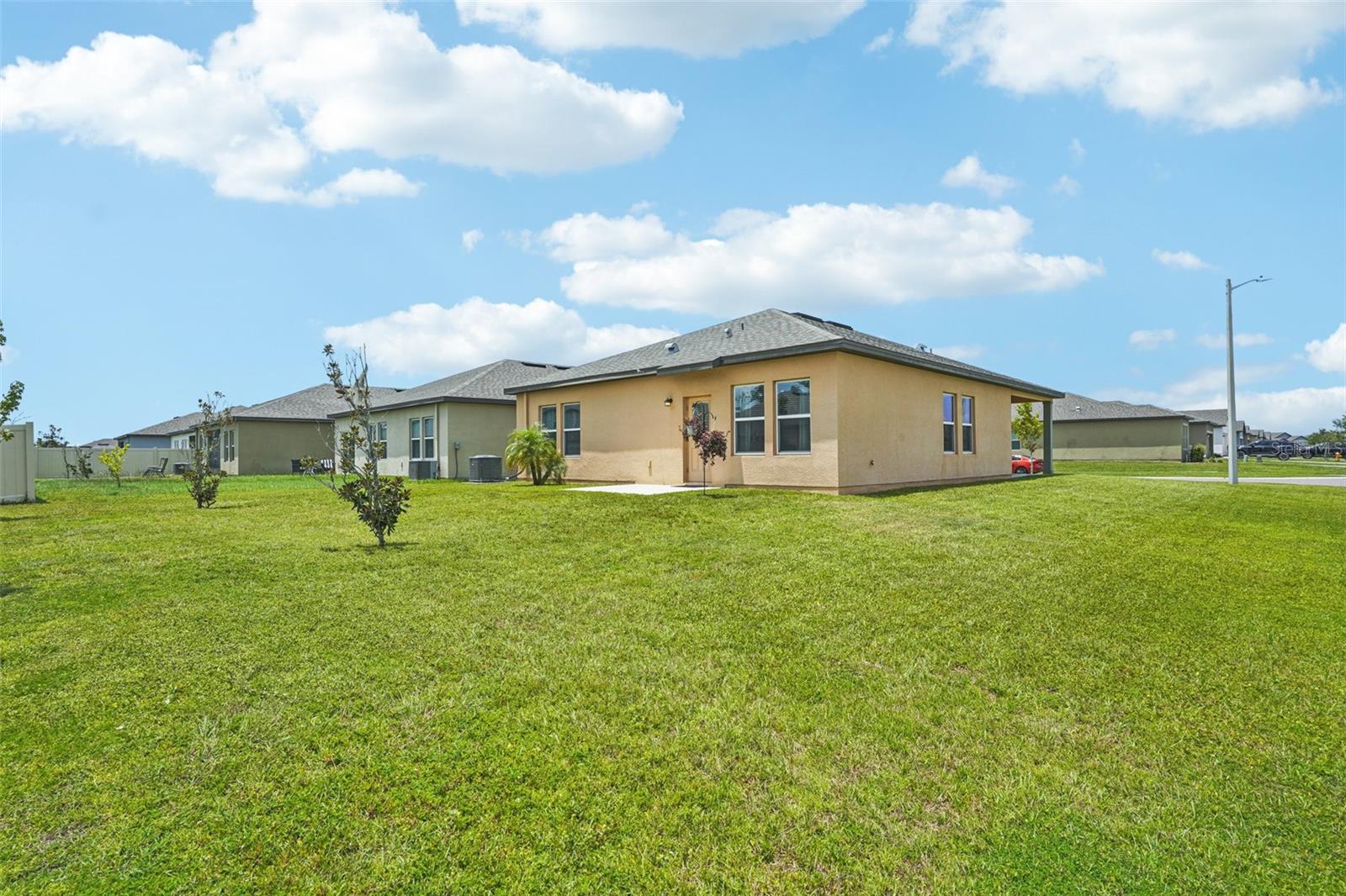 Image 32 of 54 For 3953 Spruce Creek Drive