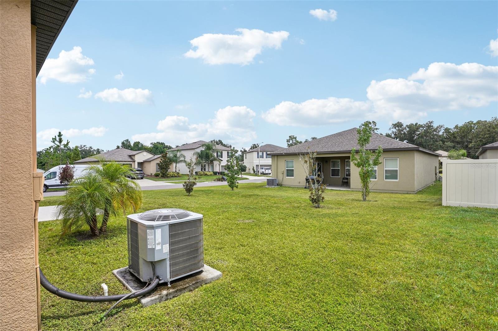 Image 36 of 54 For 3953 Spruce Creek Drive