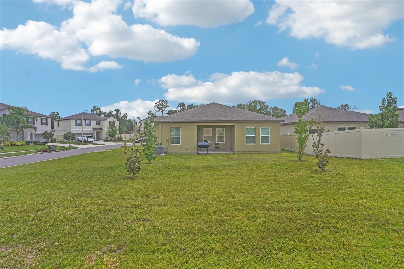 Image 38 of 54 For 3953 Spruce Creek Drive