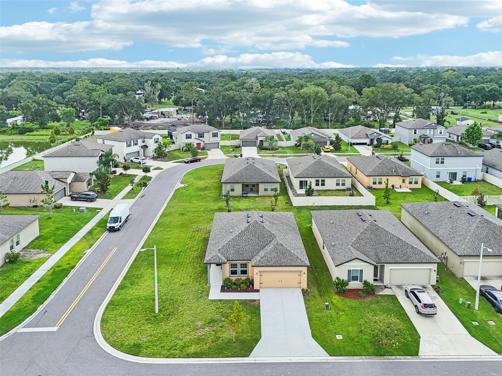 Image 42 of 54 For 3953 Spruce Creek Drive