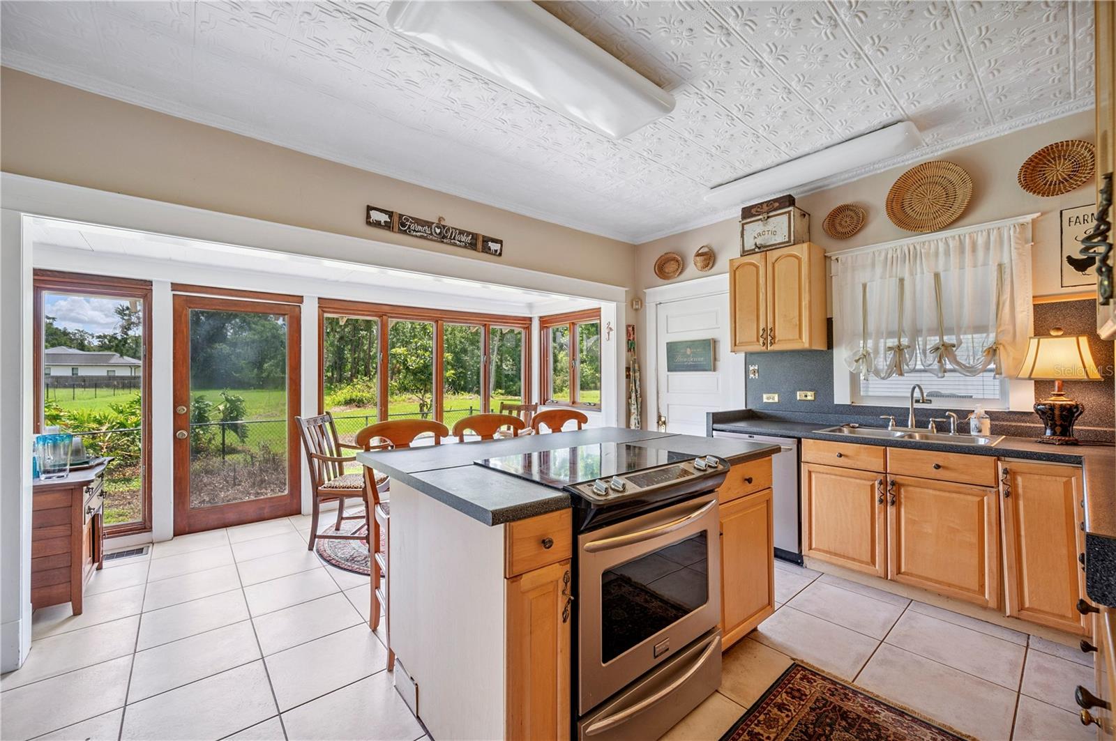 Image 29 of 83 For 4440 Homewood Lane