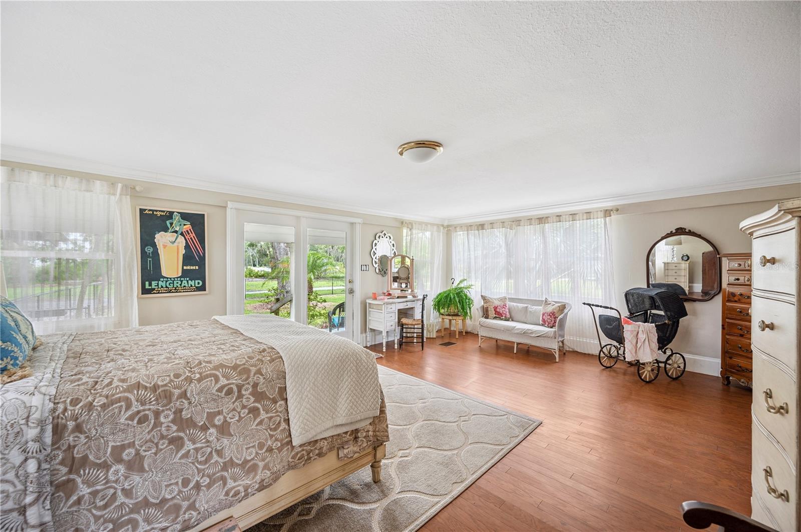 Image 36 of 83 For 4440 Homewood Lane