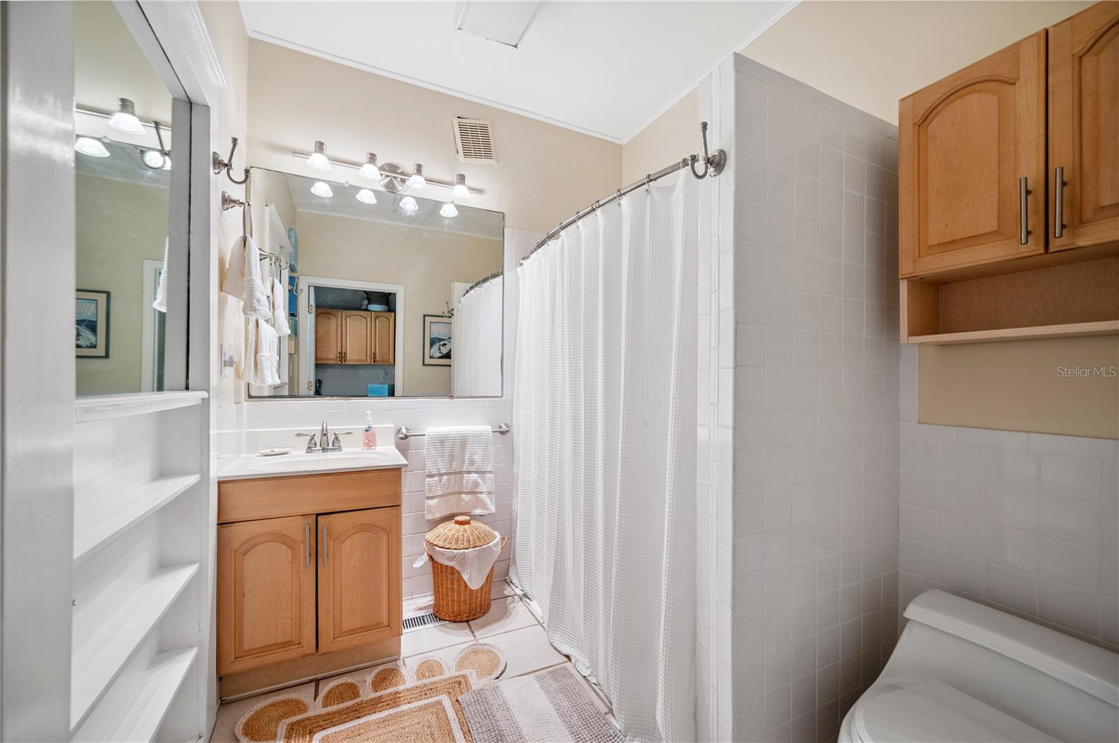 Image 37 of 83 For 4440 Homewood Lane