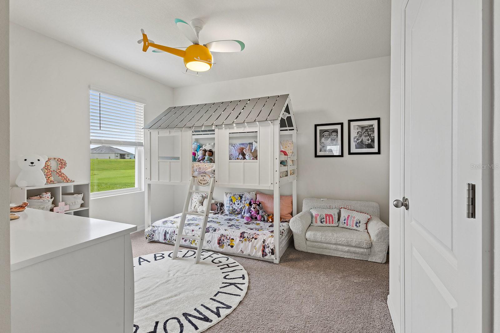 Image 15 of 56 For 3152 Caspian Feather Street