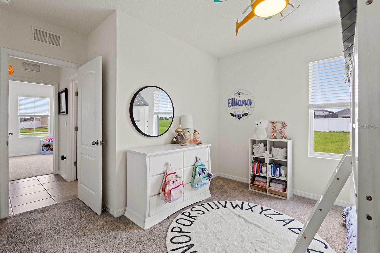 Image 17 of 56 For 3152 Caspian Feather Street