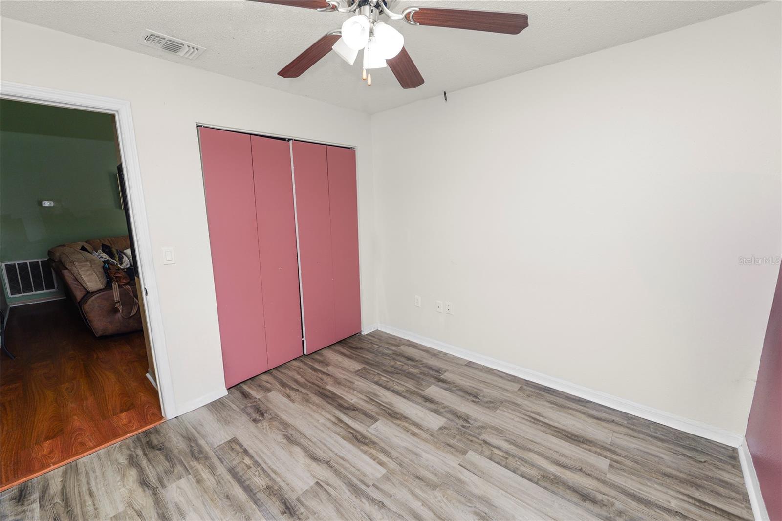 Image 24 of 32 For 1678 Blossom Circle W