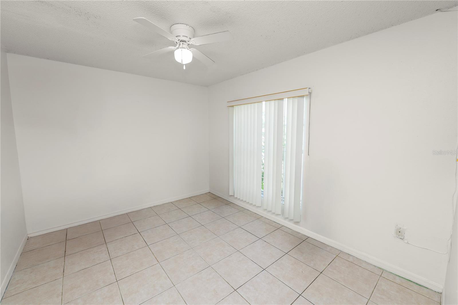 Image 5 of 32 For 1678 Blossom Circle W