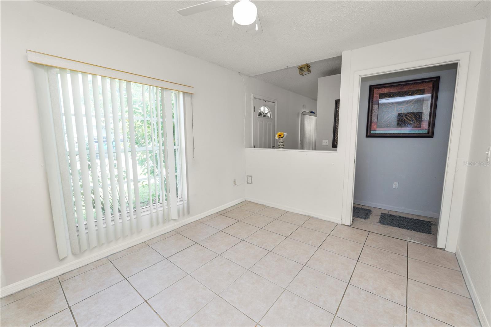Image 7 of 32 For 1678 Blossom Circle W
