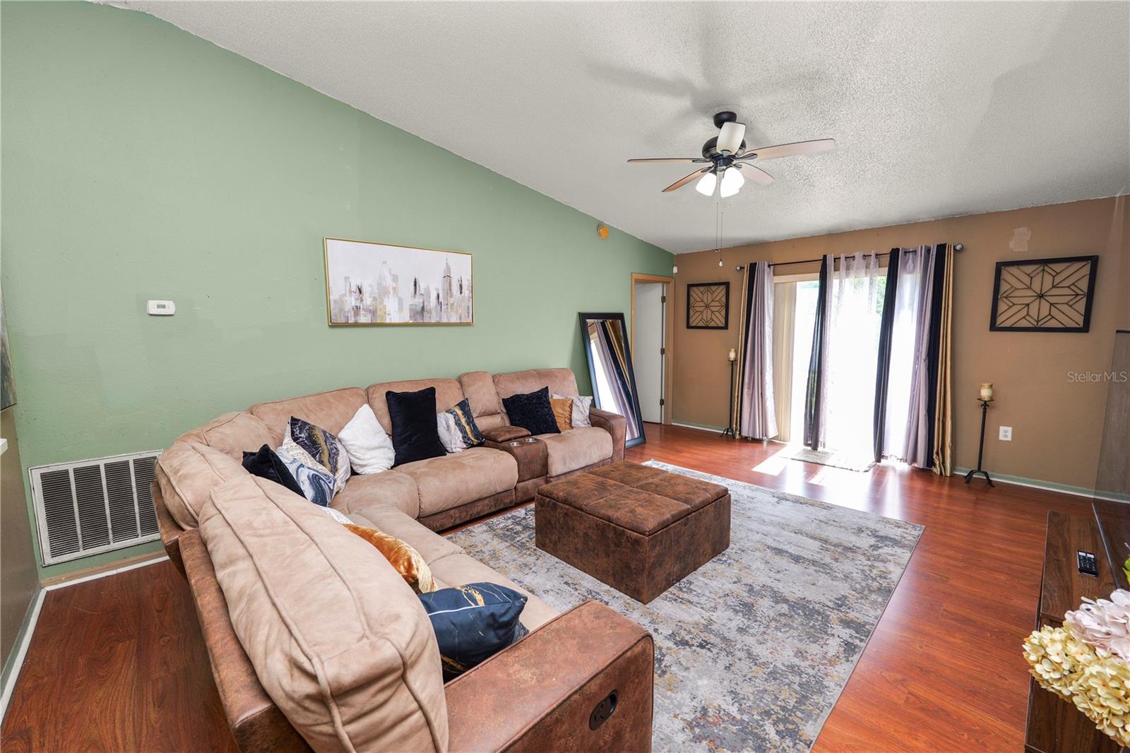 Image 8 of 32 For 1678 Blossom Circle W