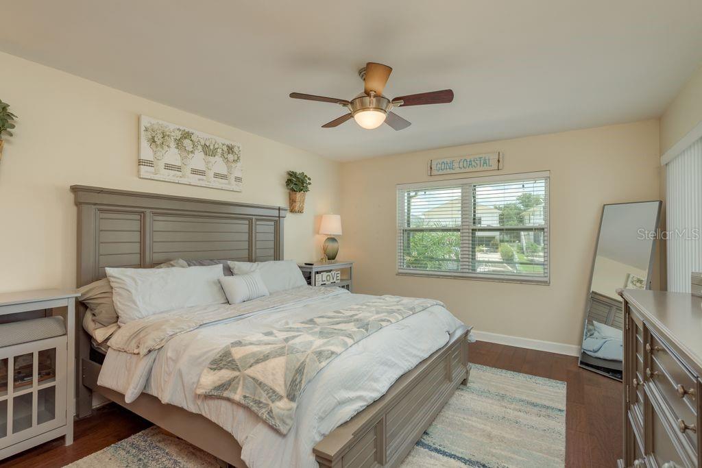 Listing photo id 14 for 6312 Spoonbill Drive