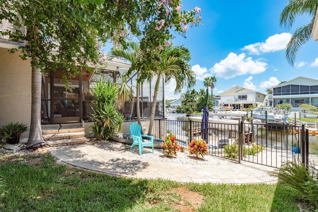 Listing photo id 29 for 6312 Spoonbill Drive