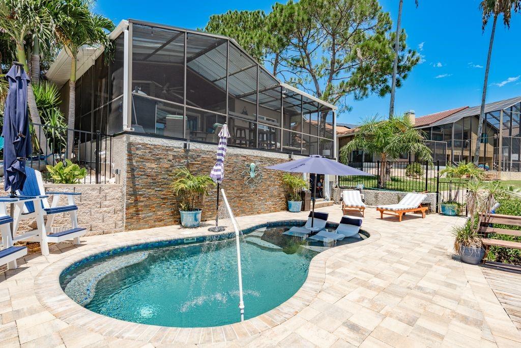 Listing photo id 30 for 6312 Spoonbill Drive